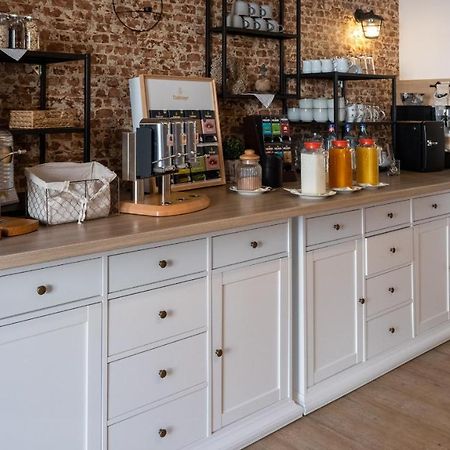 Hotel Am Uenglinger Tor 스탕달 외부 사진