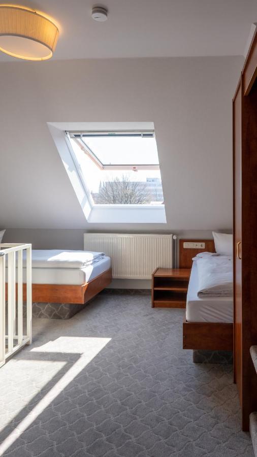 Hotel Am Uenglinger Tor 스탕달 외부 사진