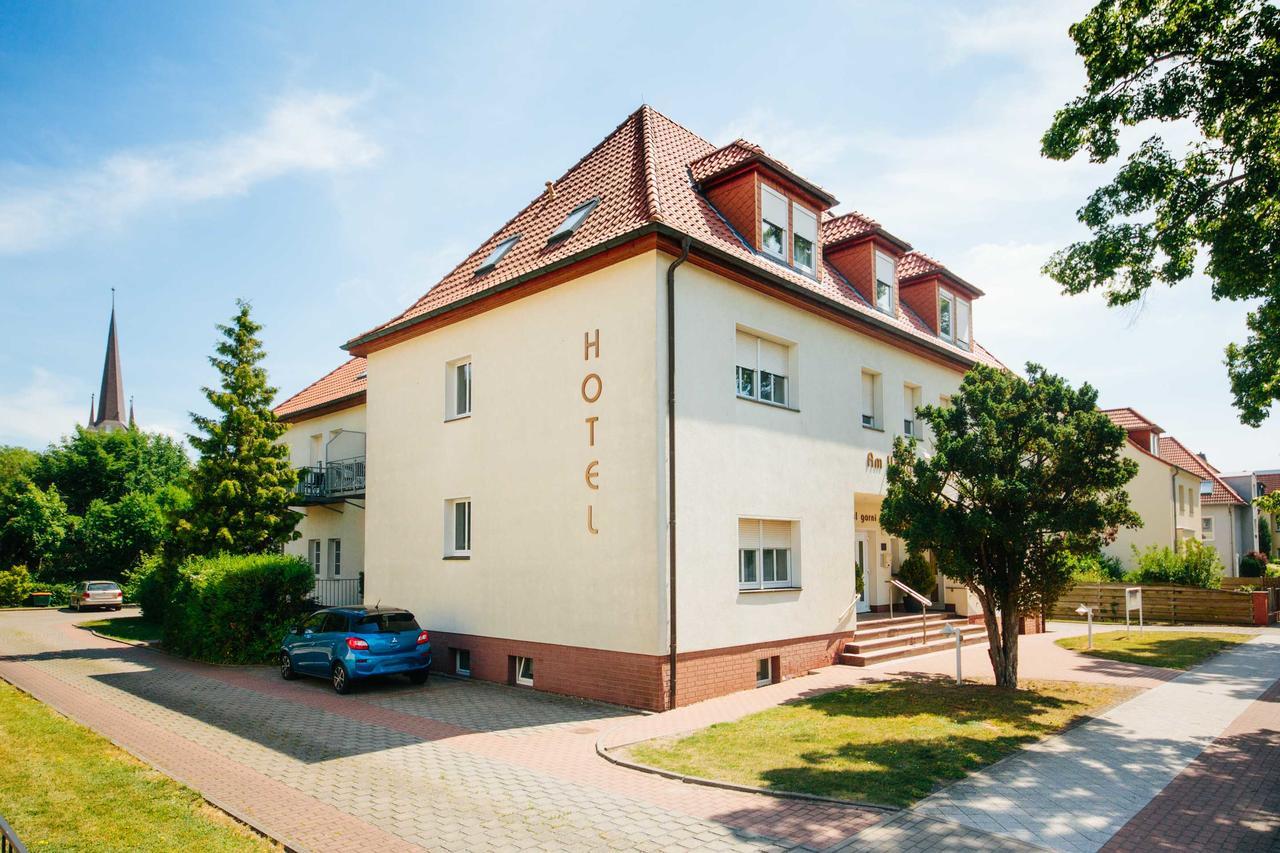 Hotel Am Uenglinger Tor 스탕달 외부 사진
