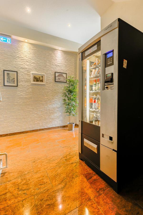 Hotel Am Uenglinger Tor 스탕달 외부 사진